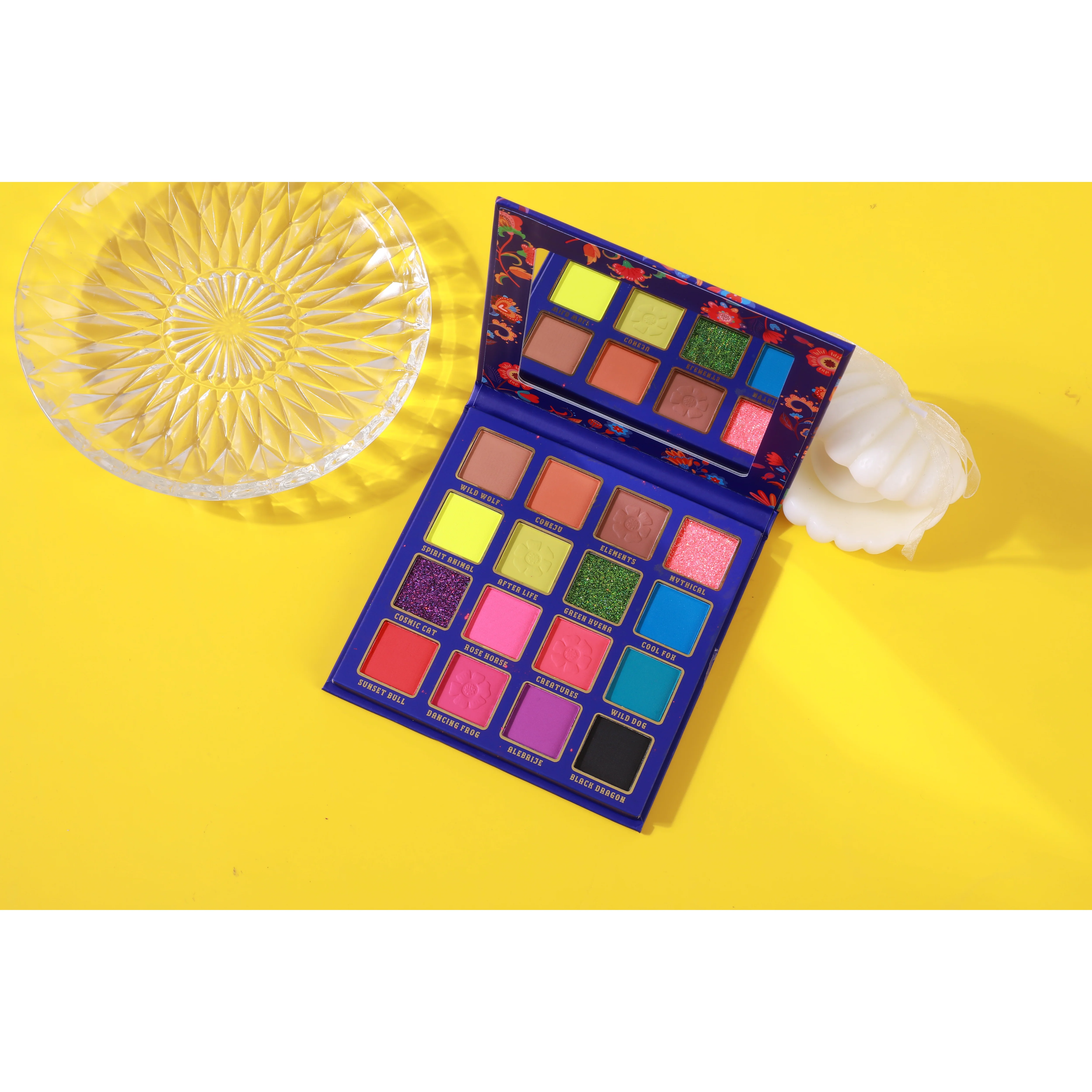 Alebrije Eyeshadow Palette - Image 5