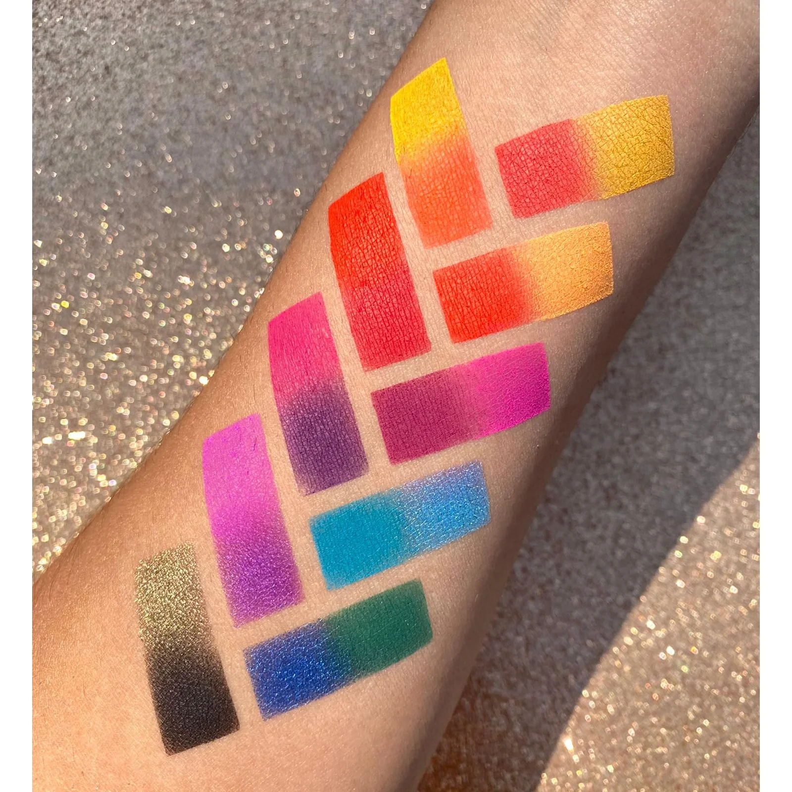 Bold Bundle | Makeup Bundle Set - Image 4