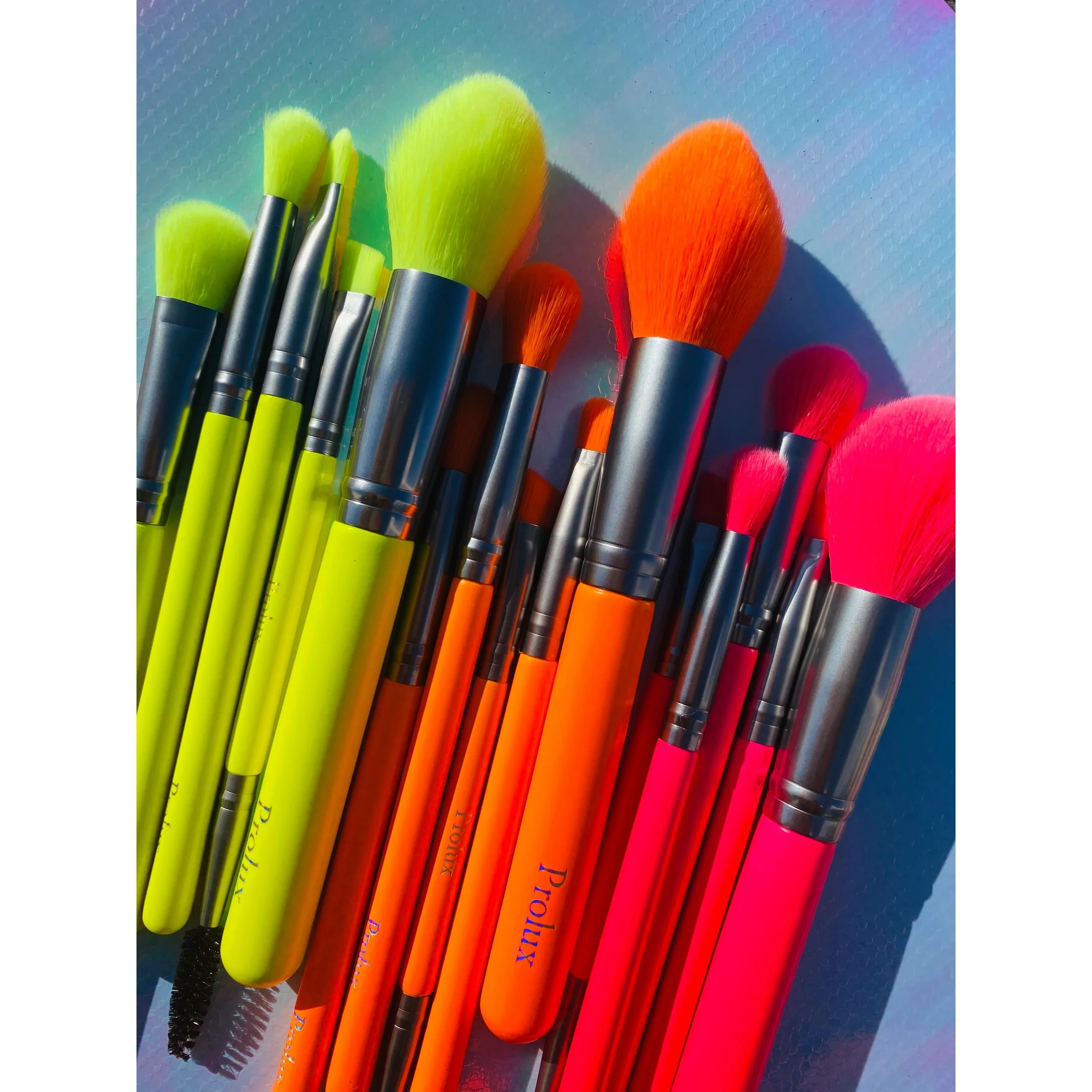 Deluxe 5 Piece Neon Brush Set - Image 11