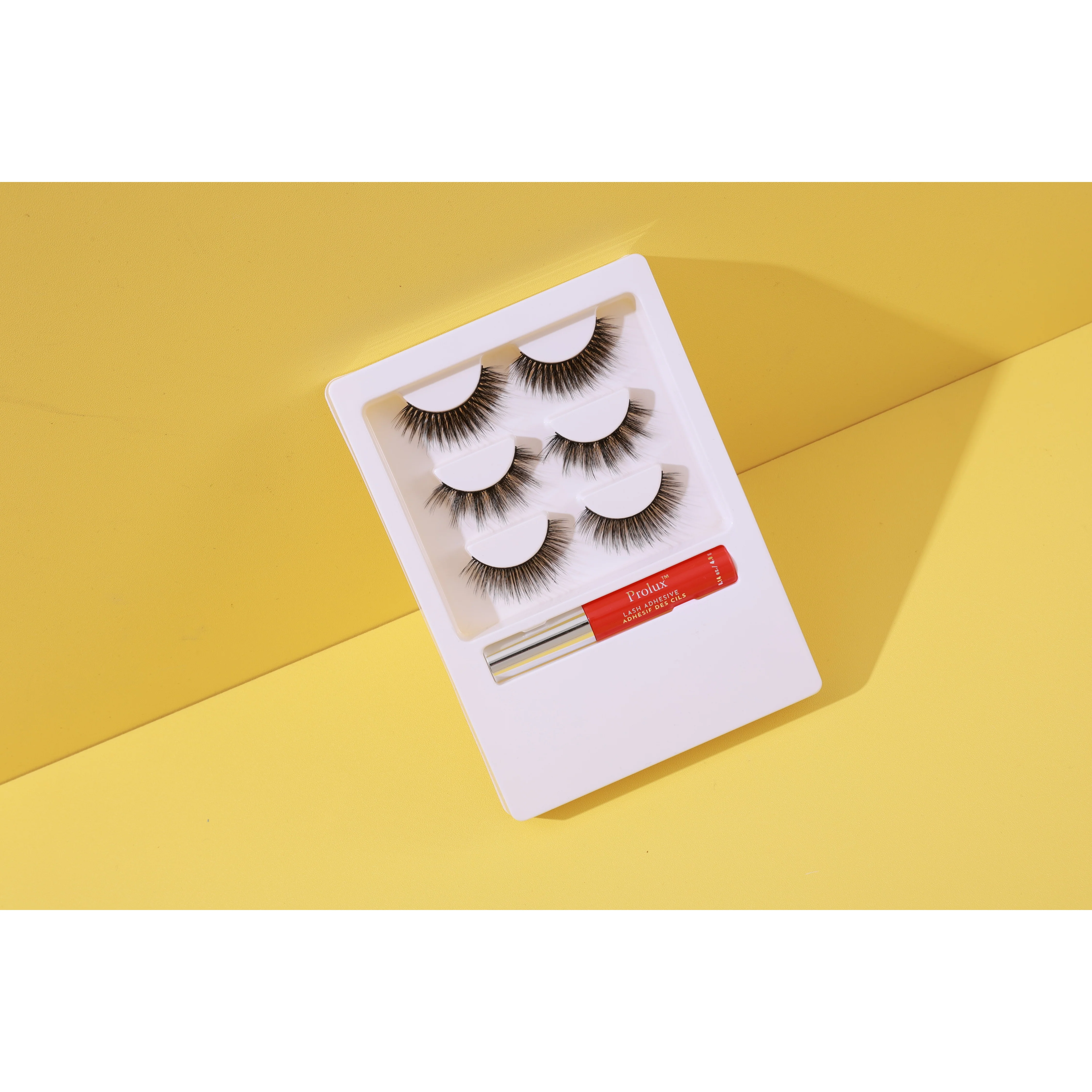 Gnome & Fluff: 3 Pairs Eyelashes & Glue Set - Image 10