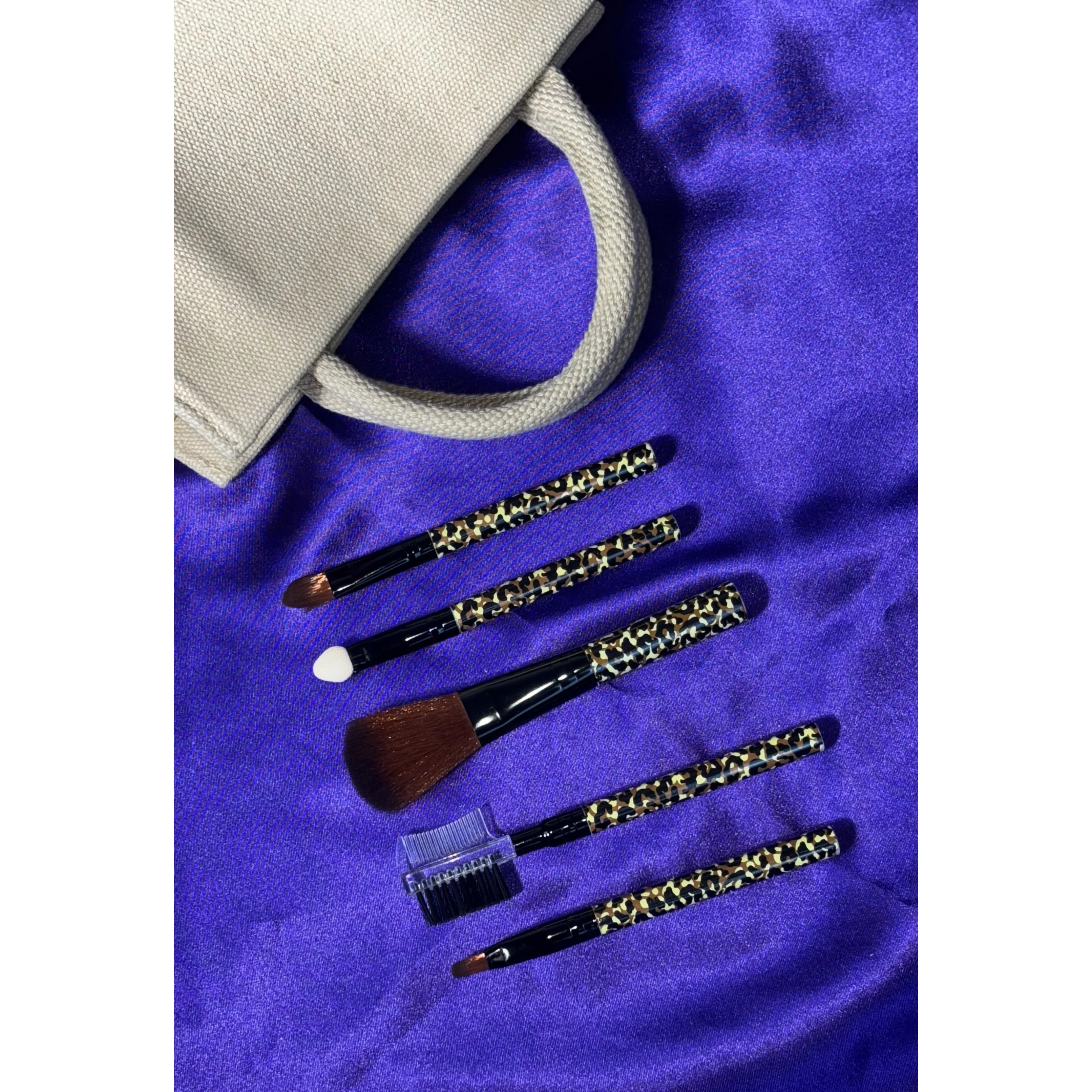 Makeup Brush Set: Essential For Perfection - Image 6