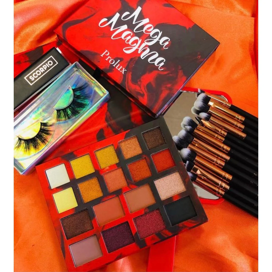 Mega Magma Eyeshadow Palette - Image 7