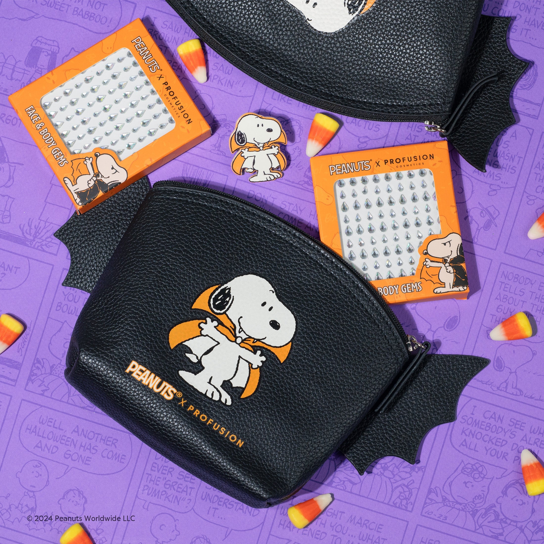 Peanuts Halloween | Count Snoopy Cosmetic Bag Set with Gems - Image 2
