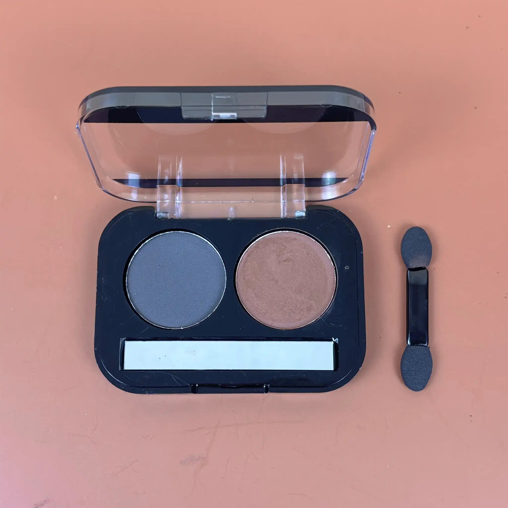 Eyebrow Shadow - Image 12
